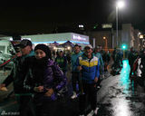 幻灯图:聂远南非激情观战 与妻子兴奋吹vuvuzela