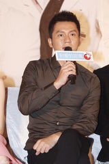 组图：《到爱》将播 发布会张馨予缺席李晨黑脸