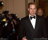 幻灯图集：英国奥斯卡红毯 温丝莱特艳压群芳