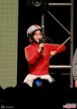 组图：CRAYON POP香江演唱继续卖萌