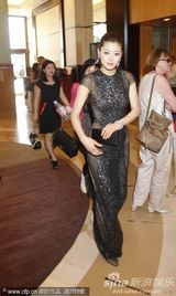 高清：《雪花秘扇》亮相 邓文迪李冰冰全智贤比美