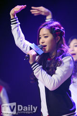 组图：Apink关注青少年健康助阵Talk Concert