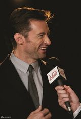 组图：《铁甲钢拳》悉尼首映 杰克曼帅气逼人