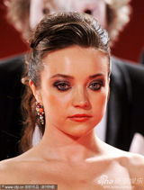 组图：威尼斯电影节时尚盘点之妆容发型