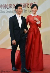 组图：金鸡百花闭幕红毯 俊男美女群星闪耀