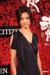 组图：《武侠》台北首映汤唯优雅 金城武澄清绯闻