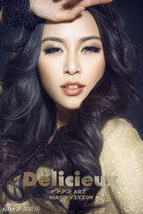 幻灯图集：《非诚勿扰》女嘉宾马伊咪写真秀S型