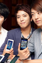 高清图：cnblue出席索尼爱立信新品上市活动