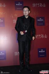 组图：张静初清新白裙亮相 陆川对新片三缄其口