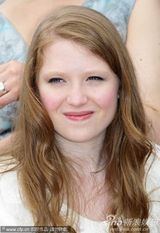 高清图：《妓院里的回忆》发布会 杰斯敏清新迷人