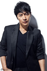 组图：陈志朋亲切写真曝光 领衔熟男“大叔”风 