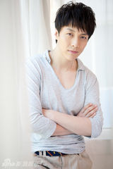 组图：杨金承优质型男写真曝光 阳光气质耳目一新