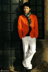 组图：张浩天阳光写真集充满温暖气息