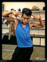 策划：卖萌耍宝手册揭秘 嘟嘴吐舌扮萝莉