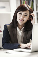 组图：电视剧《抹布女也有春天》众主演