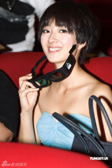 幻灯图：桂纶镁清爽助阵台北电影节 获侯孝贤力捧