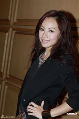 组图：《东成西就》深圳宣传 黄奕白发造型亮相