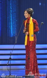 组图：丁一宇PAN CAKE获亚洲优秀青年演员奖