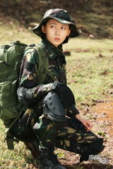 组图：《麻辣女兵》热播 精彩剧照曝光