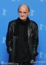 高清：《都灵之马》发布会 导演贝拉-塔尔眼神犀利