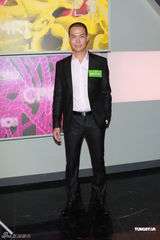 组图：《健康奇案录》录影 谢天华为陈美妤庆生