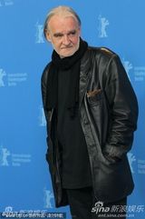 高清：《都灵之马》发布会 导演贝拉-塔尔眼神犀利