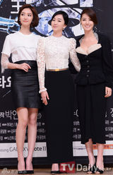 组图：权相佑神起允浩等宣传开年大戏《野王》