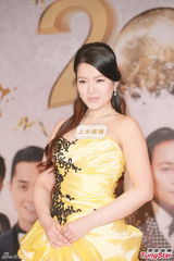 组图：苟芸慧服药治甲状腺 胡定欣暂无结婚计划