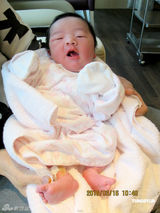 幻灯图：徐淑敏喜添一女 兴奋放言将再生三个