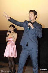 组图：泰国巨星Pong来华宣传展亲和力