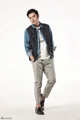 组图：陈赫休闲时尚大片尽显欢乐时光