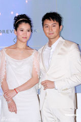 幻灯图集：袁咏仪张智霖秀恩爱 高圆圆暂无结婚计划