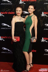 组图：绯闻男女杨幂俞灏明同场 李小璐大露美胸