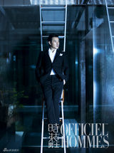 组图：罗晋曝绅士风写真 儒雅帅气展精英特质