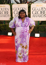 高清图：加布蕾-丝迪贝紫色长裙大走民族风