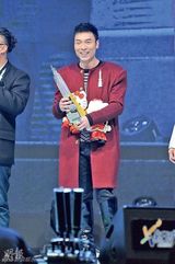 组图：《全球劲爆歌手》颁奖 陈奕迅收获5奖项