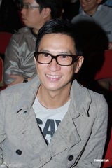 组图：苏永康香港开唱众星捧场 与钟镇涛互戴高帽