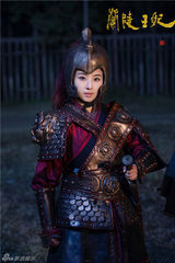 组图：《兰陵王妃》张含韵定妆展现古典气质