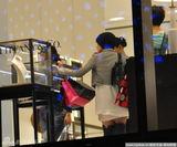 组图：汤唯《极速天使》玩街头风 张柏芝宽松衣遮腹