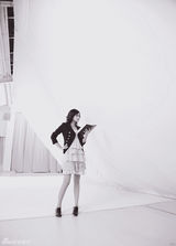 高清图集：徐静蕾优雅白领装 自言比杜拉拉更幸运