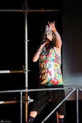 高清组图：FTISLAND摇滚闹京城 洪基感动拍歌迷