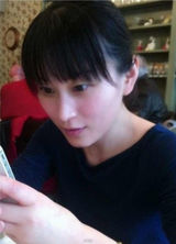 组图：杨子老婆近照曝光 貌美白皙