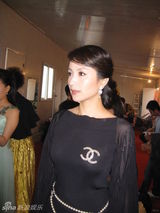 幻灯组图：汤灿公益活动相关图片