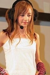 组图：英国90后萌妹贝琪-库尔135张美图集锦