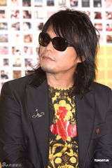 组图：滚石30周年演唱会启动 四大班长勇接苦差事