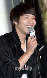 幻灯图集：赵汉善等出席新片首映 气氛热闹好开心