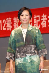 组图：汪明荃退居幕后 梅雪诗陈宝珠首度合演粤剧