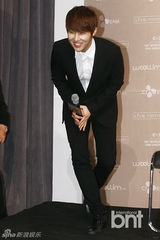 组图：INFINITE将举行世界巡演 召开记者招待会