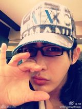 组图：魔术师Yif生活照大盘点 网友围观称娇媚