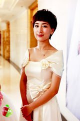 组图：马苏出演《AA制生活》不愿成为A活族